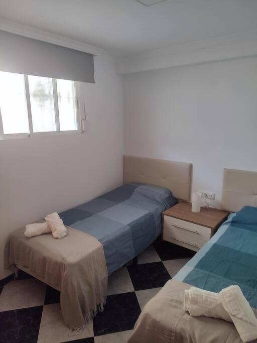 Apartamento En Playa Carvajal 푸엔히롤라 외부 사진