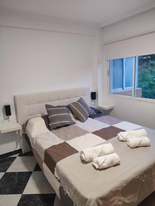 Apartamento En Playa Carvajal 푸엔히롤라 외부 사진